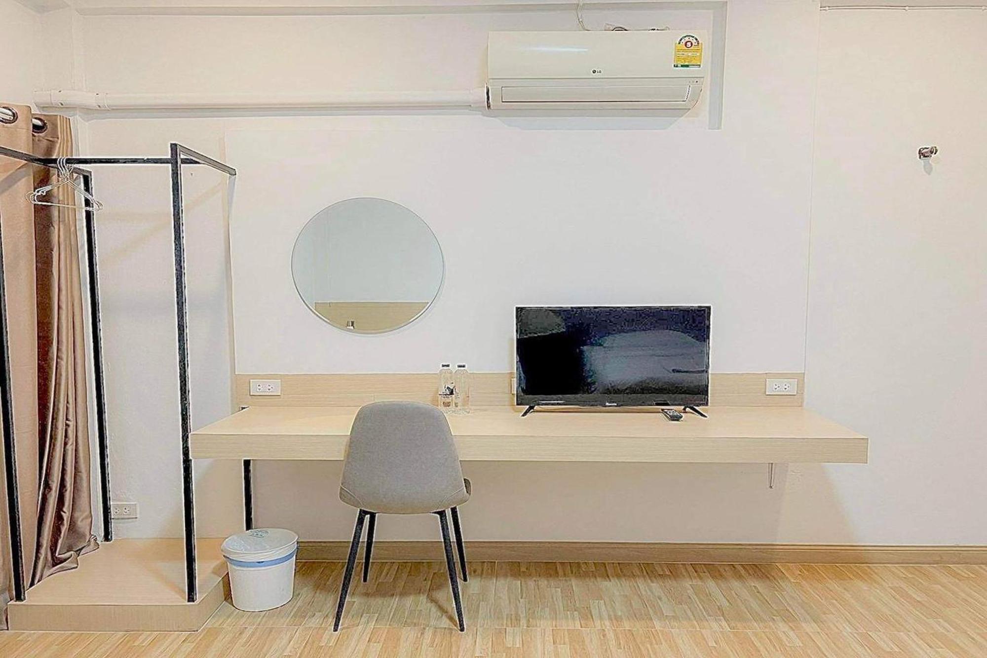 Vestique Hostel Čiang Mai Exteriér fotografie